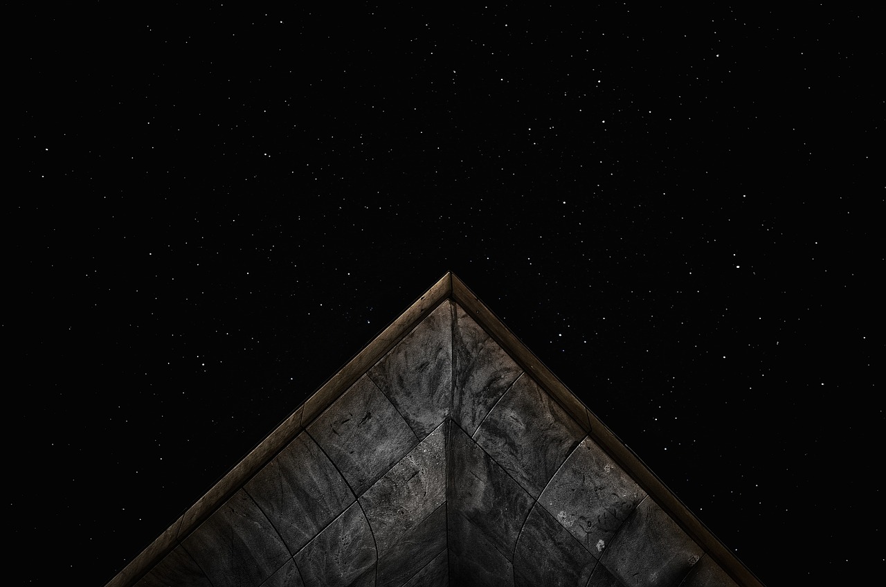 屋顶星空夜景4K壁纸